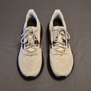 Brooks Ghost 18 Men Size 10.5 Coconut Pearl Tigerlily Running Shoes 1104931D292